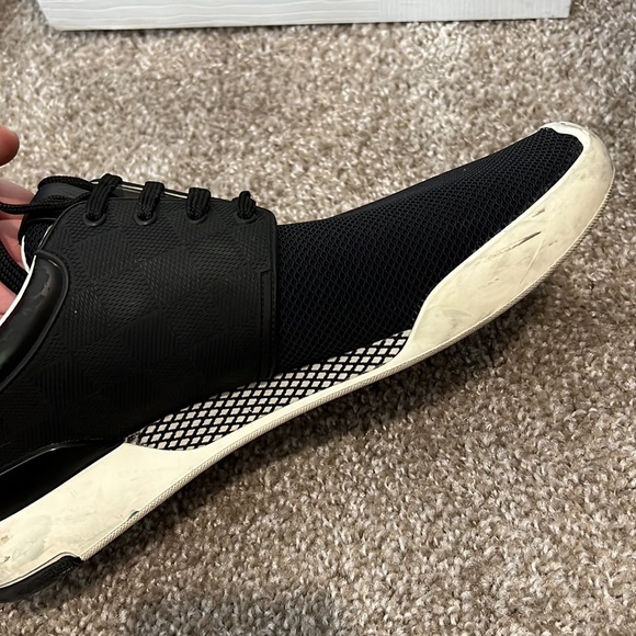 Small that’s way selling it. - Picture 11 of 15